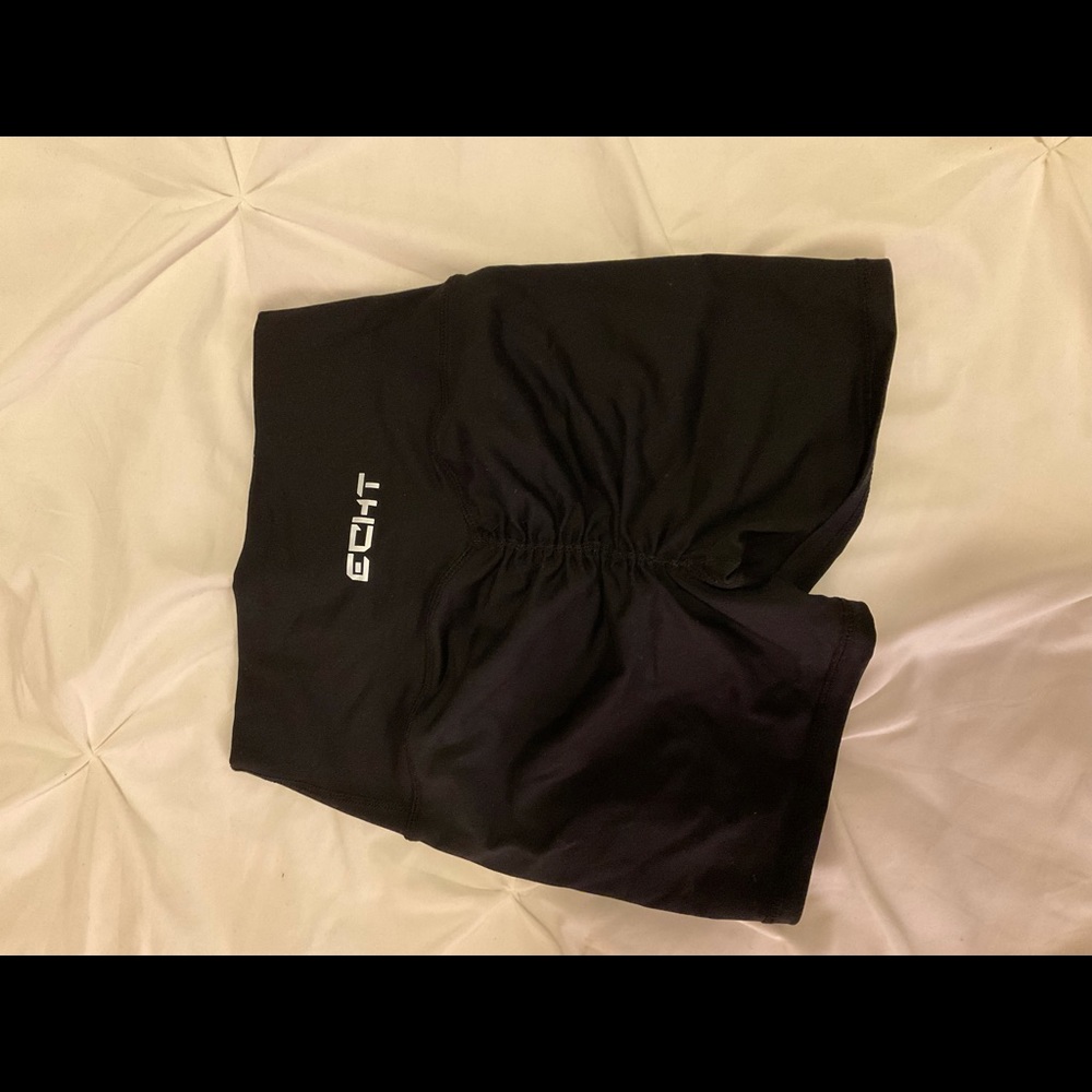 Echt booth scrunch shorts